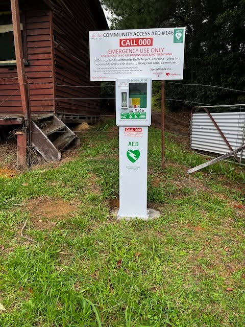 Community AED 146 installation