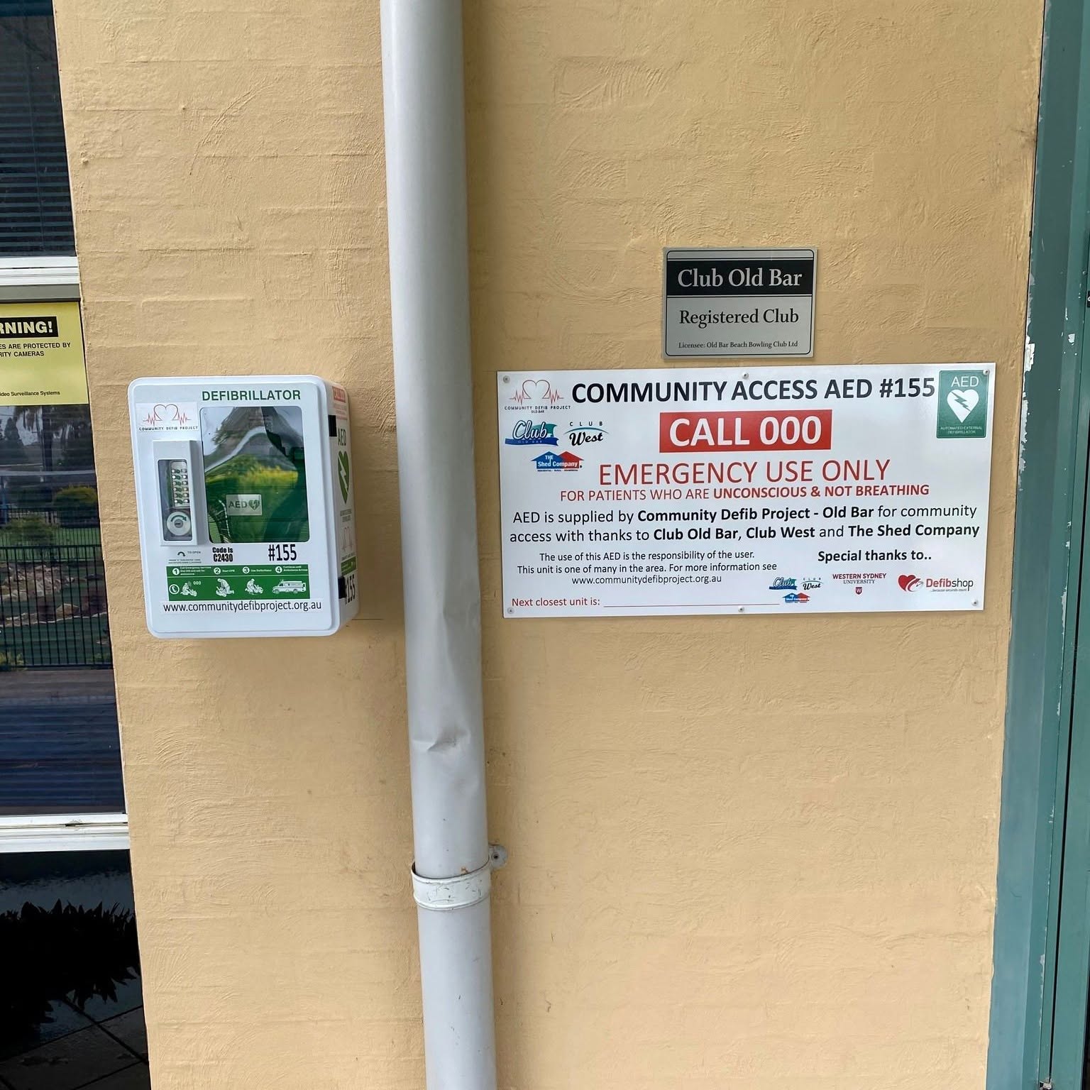 Community AED 155 installation