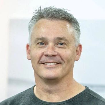Dr Paul Simpson